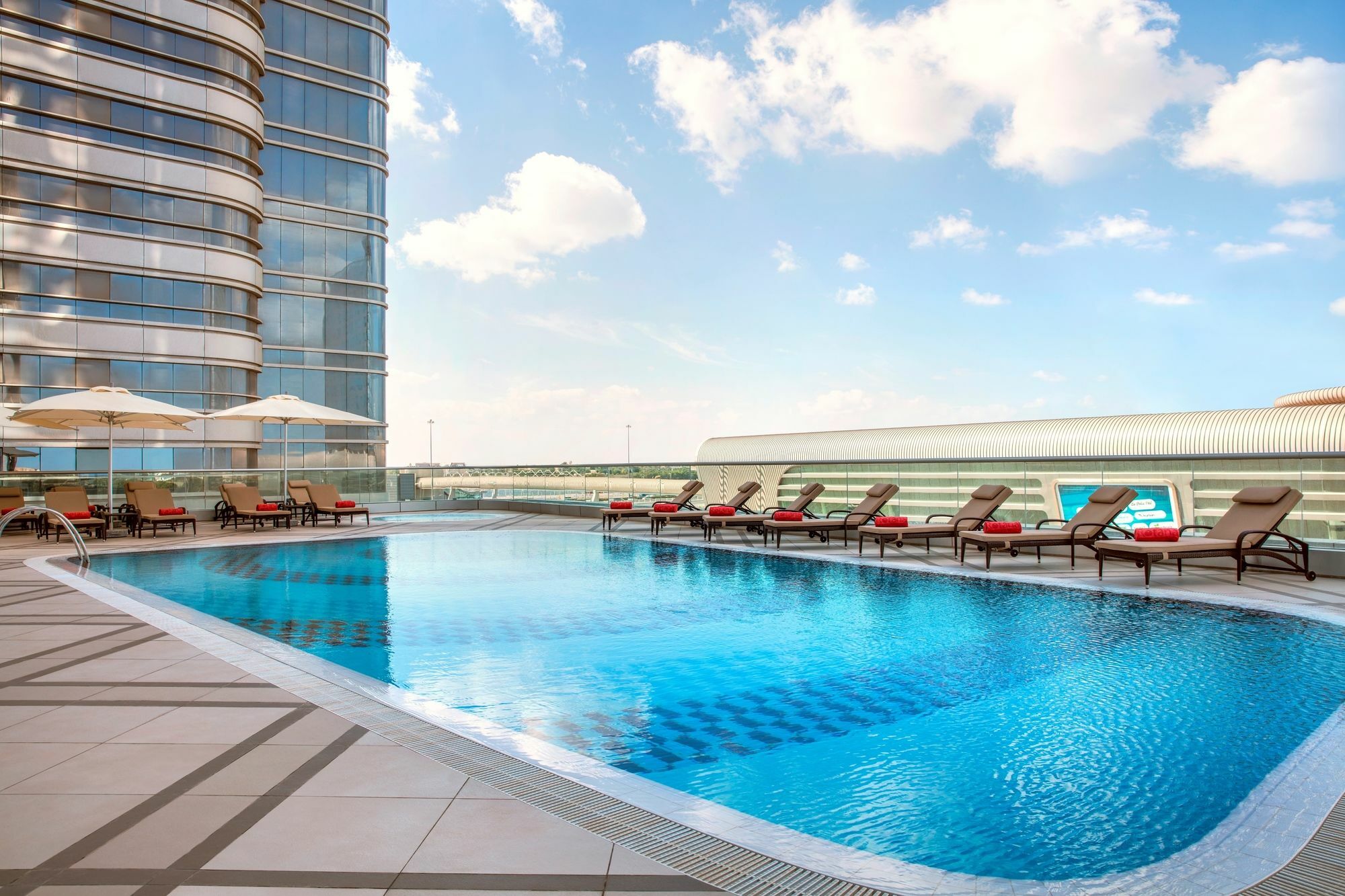 Capital Centre Arjaan By Rotana Aparthotel Abu Dhabi Exterior foto